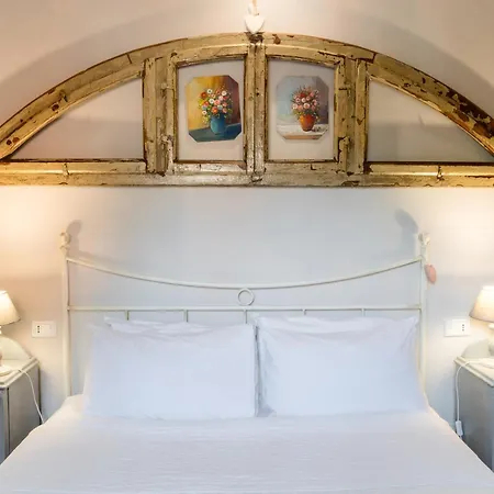 敏西奥庭院住宿加早餐旅馆 住宿加早餐酒店 蒙赞巴诺